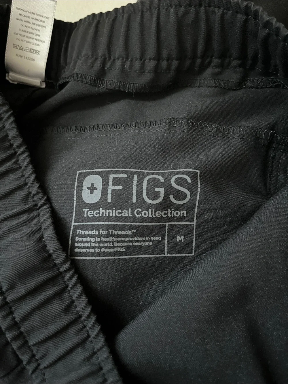 FIGS Men Scrub Pants Black Medium